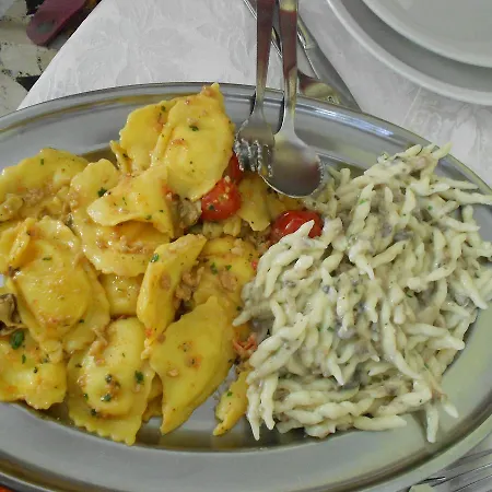 Moroni Otel 2*
